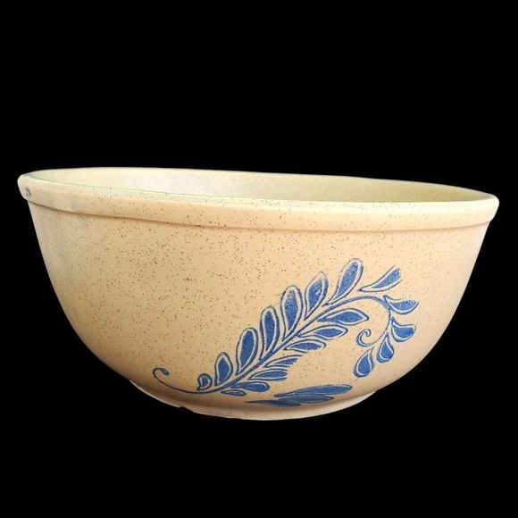 McCoy Bowl Serving Mixing Vintage Ceramic Pottery USA Bluefield 7028 Beige Blue - Picture 11 of 11